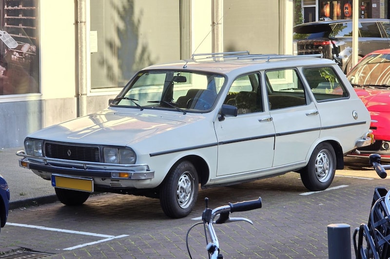 Op 40-jarige leeftijd kwam deze Renault 12 ons land in - AutoWeek